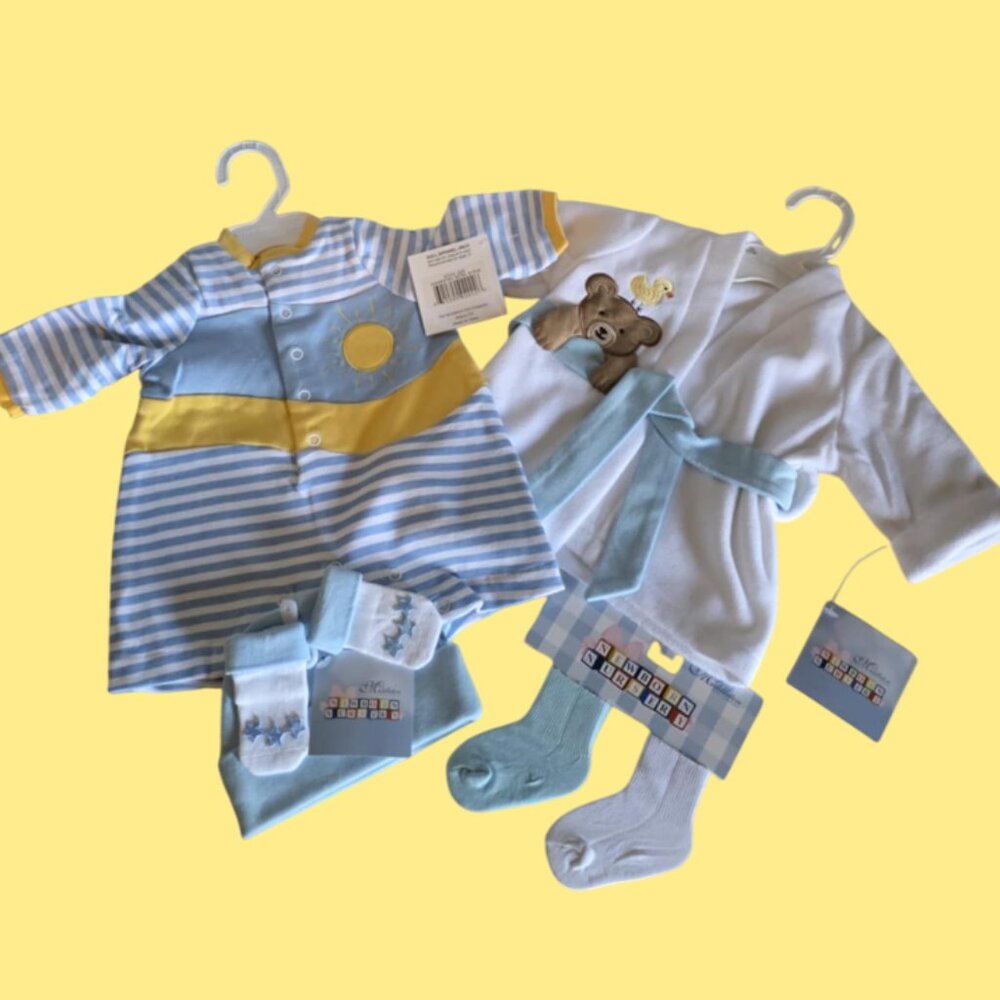 NWT Lee Middleton 6 Piece Doll Outfit (Lot #3)